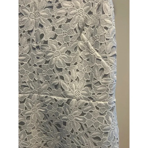 White Floral Lace Dress - Picture 3 of 4